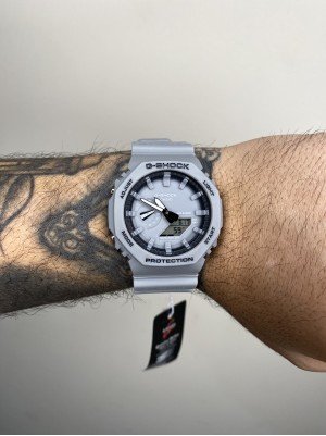 G-SHOCK GA-2100 CINZA COM PRETO